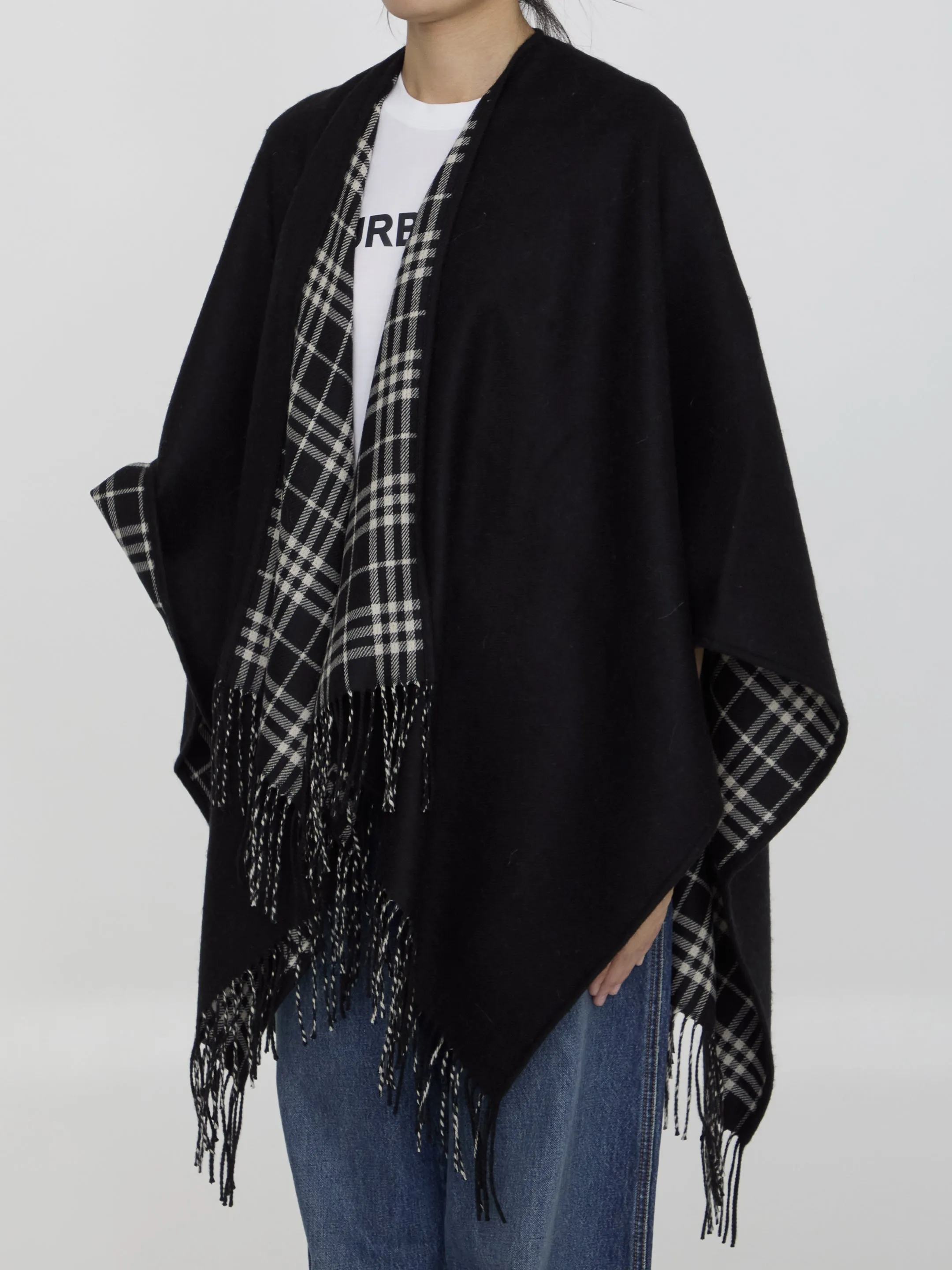 Burberry Check Motif Wool Cape in Black