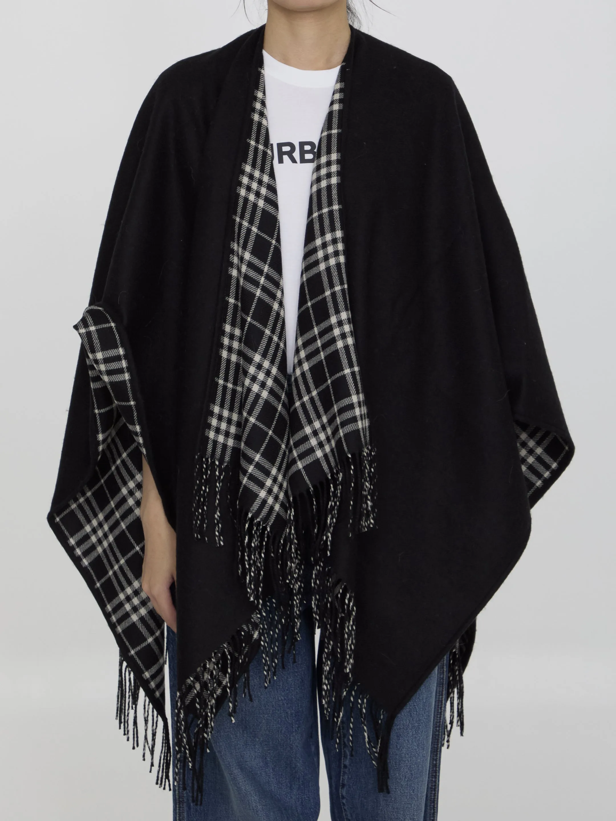 Burberry Check Motif Wool Cape in Black