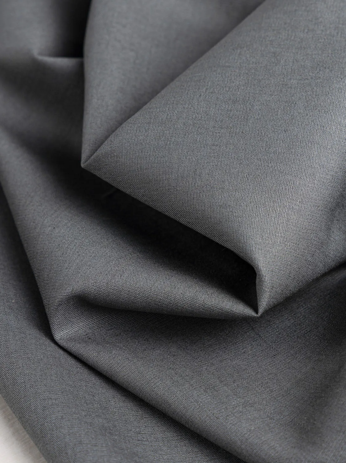 Core Collection Lightweight Silky Cotton Poplin - Basalt Grey - Swatch